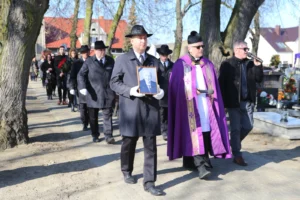 Ceremonia pogrzebowa Gloria 5